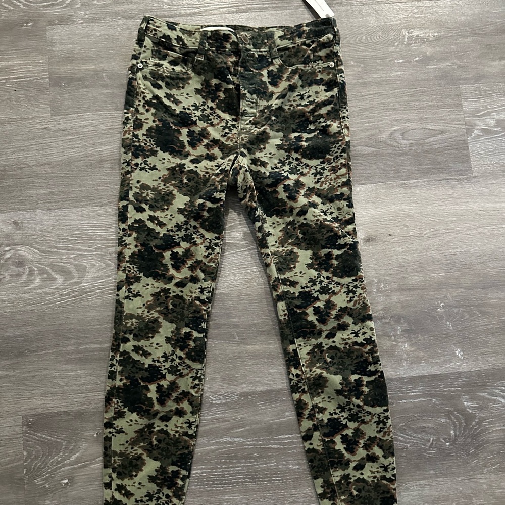 Women’s Anthropologie Pilcro Chino Camo High Rise Skinny Pants, Size 30. NEW!